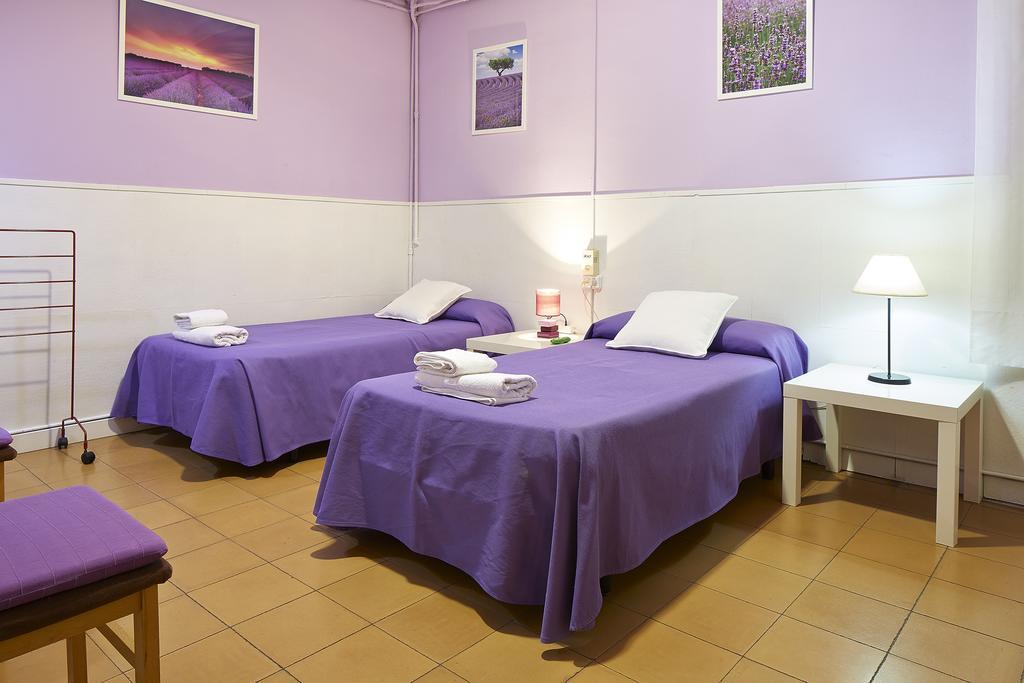 Hostal Valls Barcellona Esterno foto