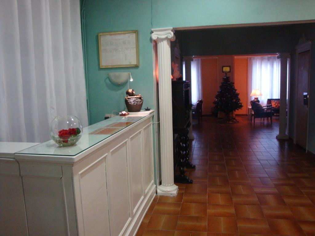 Hostal Valls Barcellona Esterno foto
